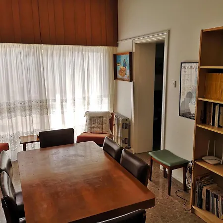 Entire With Patio And Retro Flair Σπίτι διακοπών Λεμεσός
